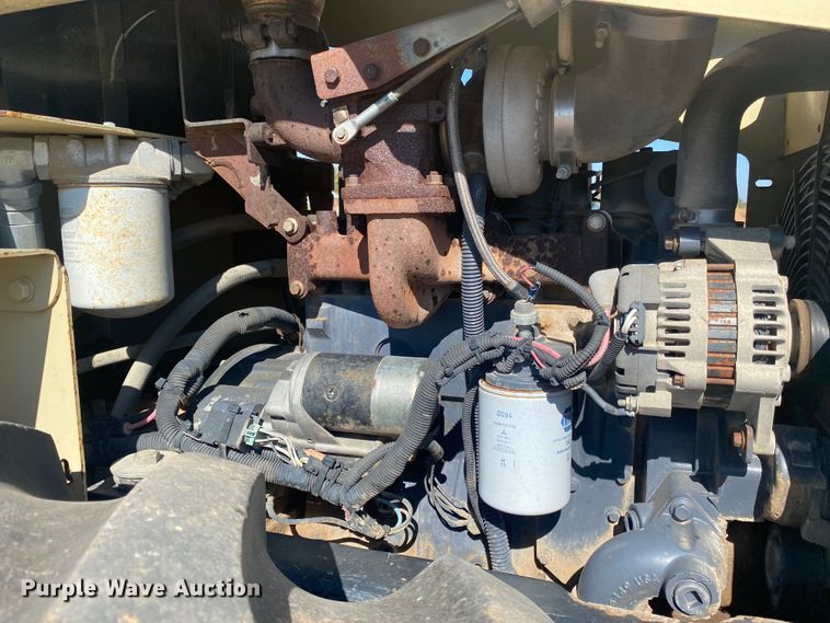 image for item DL6004 2007 Ingersoll Rand SD100D  single drum vibratory roller