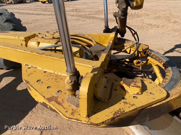 image for item DL6005 1993 Caterpillar 140G  motor grader
