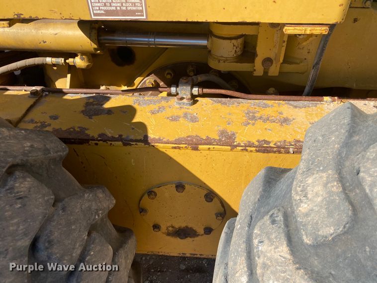 image for item DL6005 1993 Caterpillar 140G  motor grader