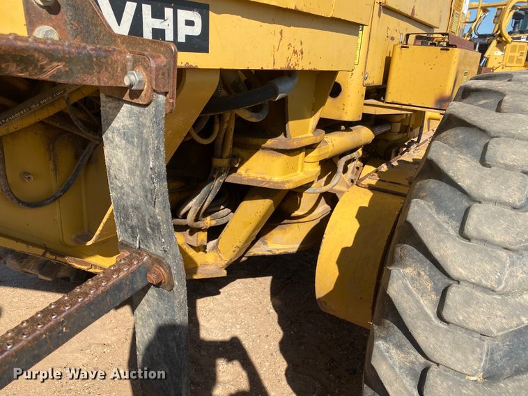 image for item DL6005 1993 Caterpillar 140G  motor grader