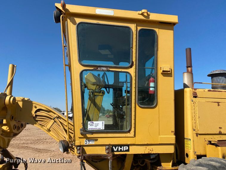 image for item DL6005 1993 Caterpillar 140G  motor grader