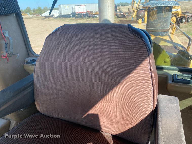 image for item DL6005 1993 Caterpillar 140G  motor grader