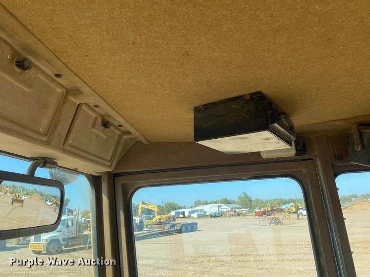 image for item DL6005 1993 Caterpillar 140G  motor grader