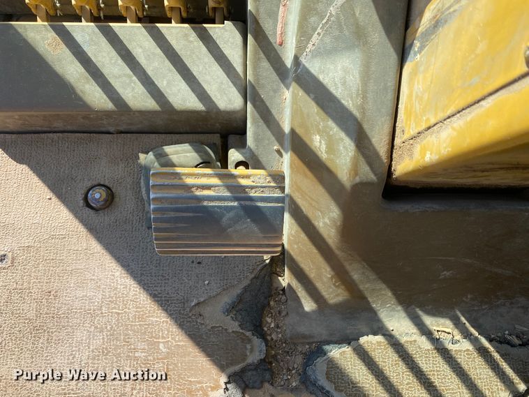 image for item DL6005 1993 Caterpillar 140G  motor grader