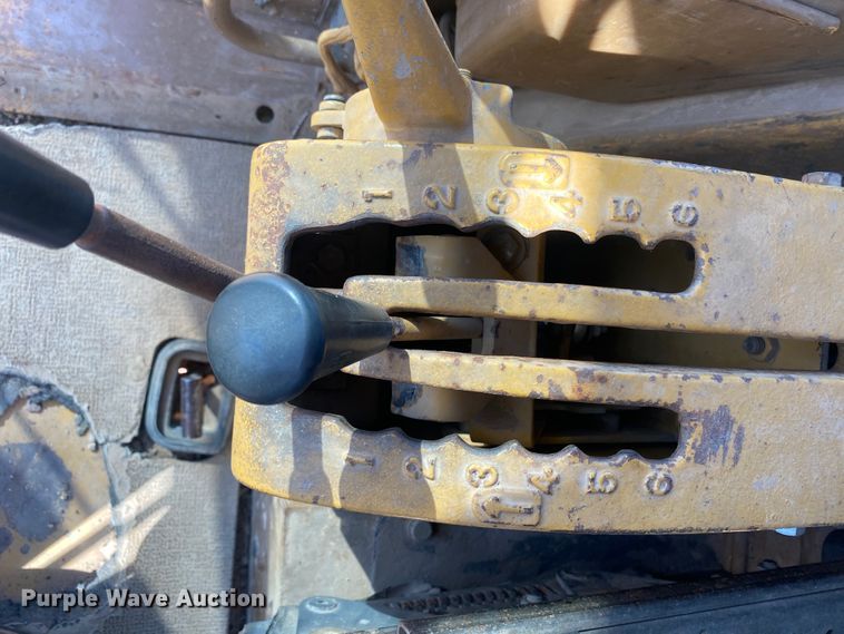 image for item DL6005 1993 Caterpillar 140G  motor grader