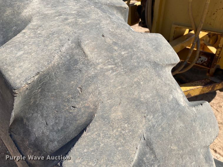 image for item DL6005 1993 Caterpillar 140G  motor grader