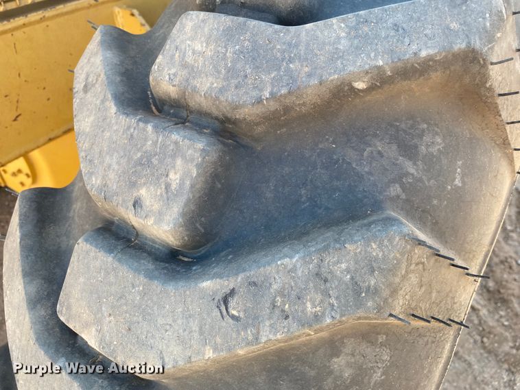 image for item DL6005 1993 Caterpillar 140G  motor grader