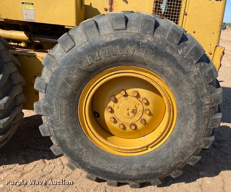 image for item DL6005 1993 Caterpillar 140G  motor grader