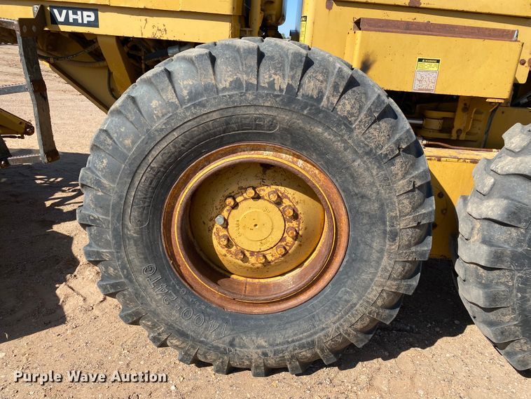 image for item DL6005 1993 Caterpillar 140G  motor grader