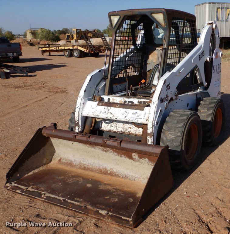 image for item DL6007 2001 Bobcat S175  skid steer loader