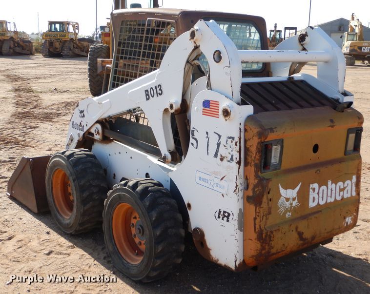 image for item DL6007 2001 Bobcat S175  skid steer loader