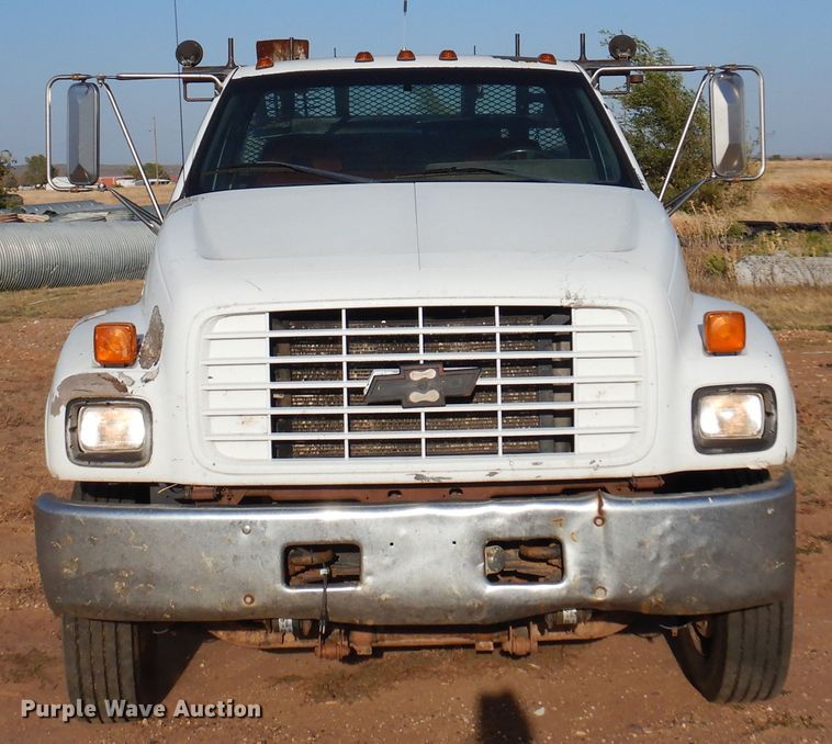 image for item DL6008 2000 Chevrolet C6500  winch truck