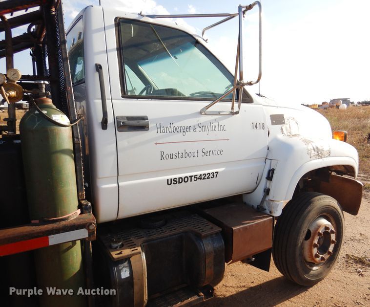 image for item DL6008 2000 Chevrolet C6500  winch truck