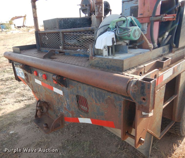 image for item DL6008 2000 Chevrolet C6500  winch truck