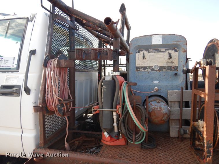 image for item DL6008 2000 Chevrolet C6500  winch truck