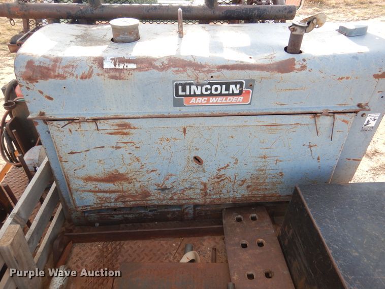 image for item DL6008 2000 Chevrolet C6500  winch truck