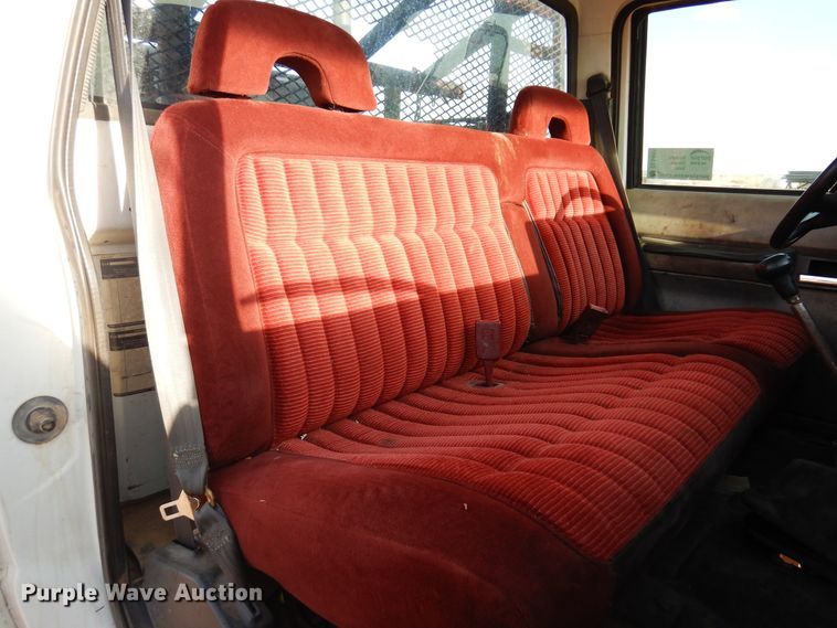 image for item DL6008 2000 Chevrolet C6500  winch truck