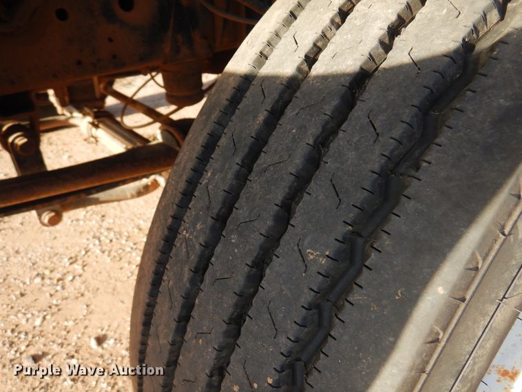 image for item DL6008 2000 Chevrolet C6500  winch truck