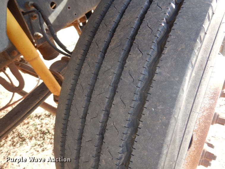 image for item DL6008 2000 Chevrolet C6500  winch truck