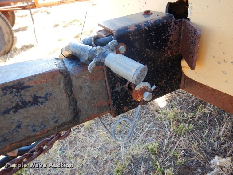 image for item DL6019 2005 Vermeer BC1000XL  wood chipper