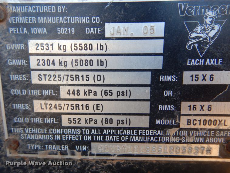 image for item DL6019 2005 Vermeer BC1000XL  wood chipper