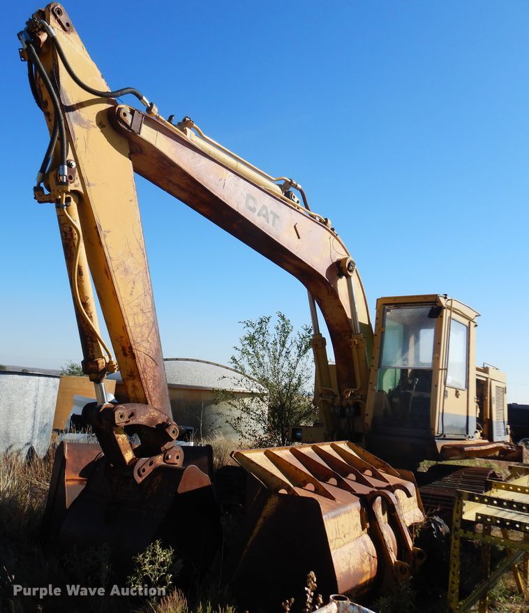 image for item DL6025 1991 Caterpillar 225D  excavator