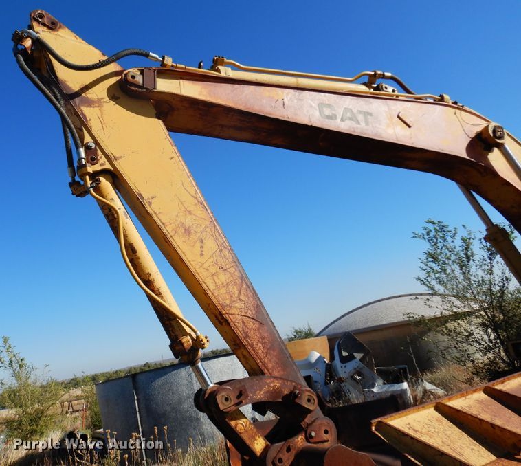 image for item DL6025 1991 Caterpillar 225D  excavator