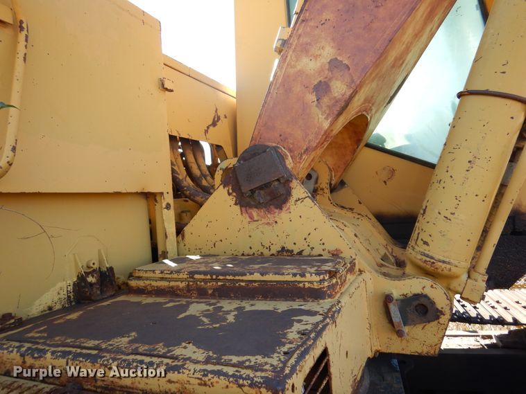 image for item DL6025 1991 Caterpillar 225D  excavator