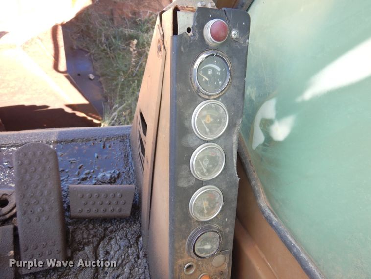 image for item DL6025 1991 Caterpillar 225D  excavator