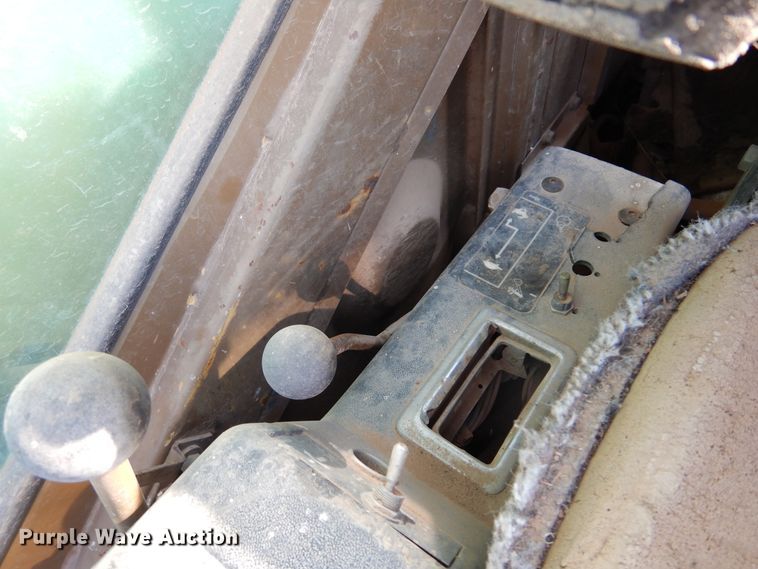 image for item DL6025 1991 Caterpillar 225D  excavator