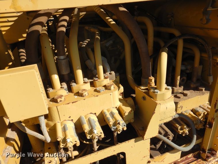 image for item DL6025 1991 Caterpillar 225D  excavator