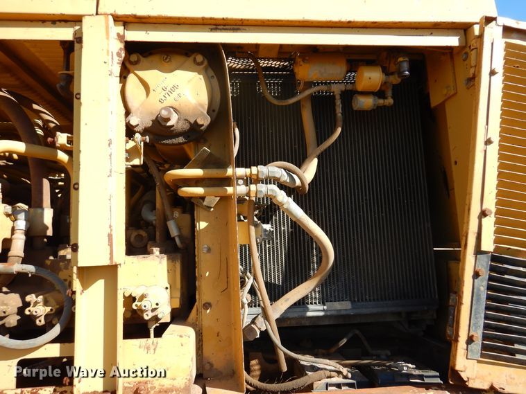image for item DL6025 1991 Caterpillar 225D  excavator