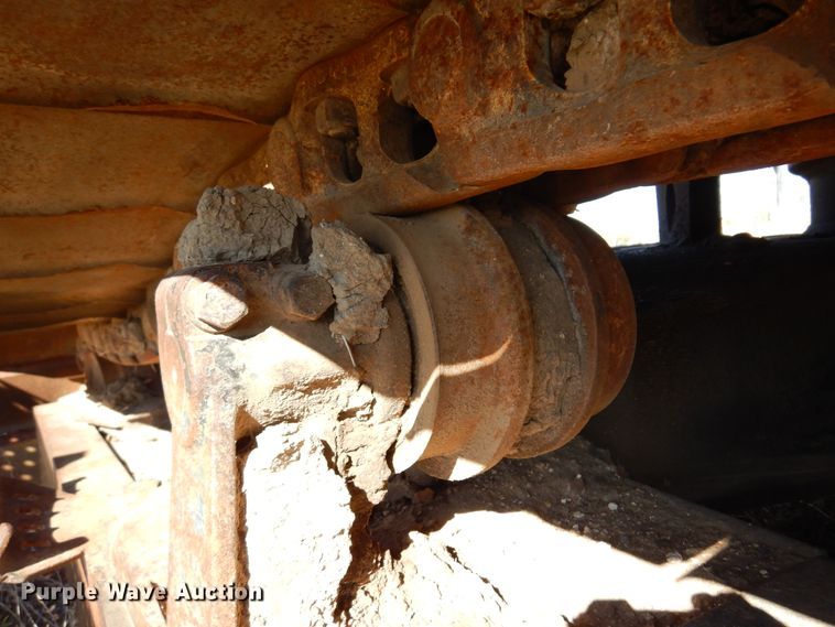 image for item DL6025 1991 Caterpillar 225D  excavator