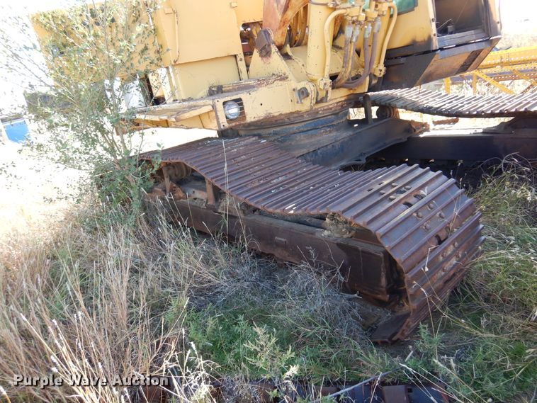 image for item DL6025 1991 Caterpillar 225D  excavator