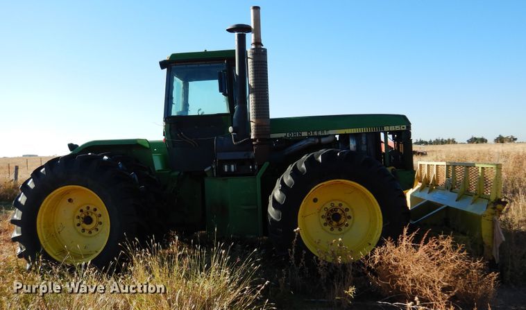 image for item DL6026 1983 John Deere 8650  4WD tractor