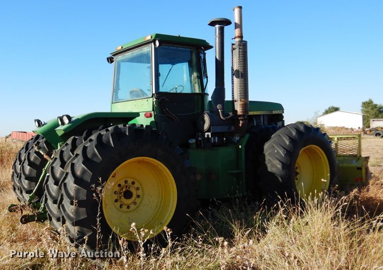 image for item DL6026 1983 John Deere 8650  4WD tractor