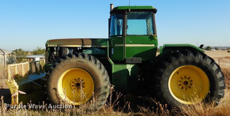 image for item DL6026 1983 John Deere 8650  4WD tractor