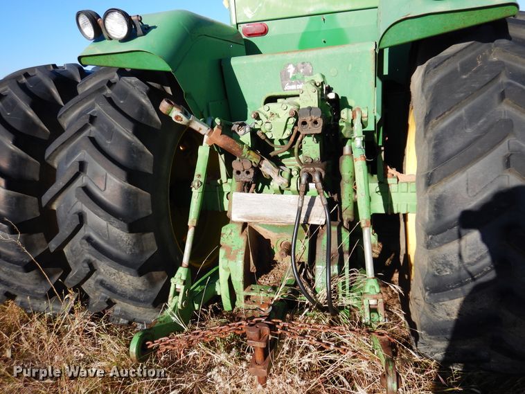 image for item DL6026 1983 John Deere 8650  4WD tractor