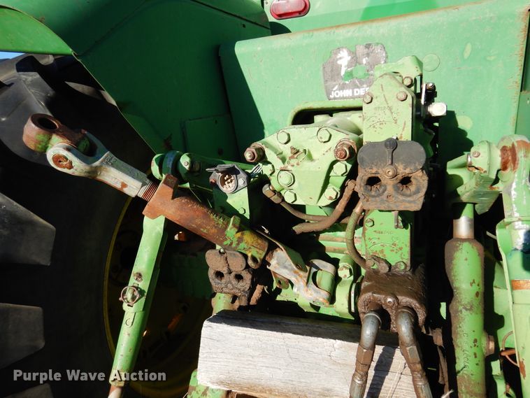 image for item DL6026 1983 John Deere 8650  4WD tractor