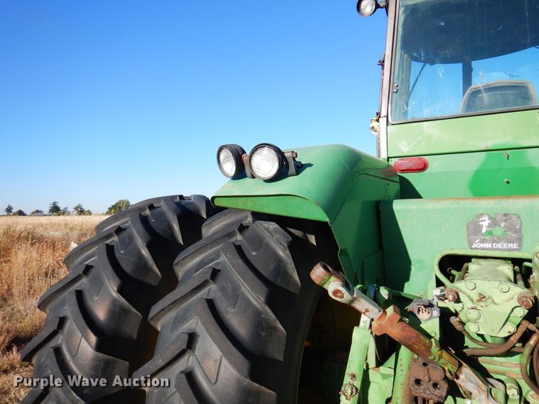 image for item DL6026 1983 John Deere 8650  4WD tractor