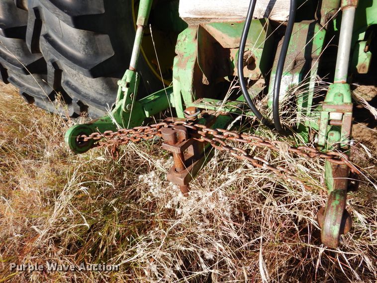 image for item DL6026 1983 John Deere 8650  4WD tractor