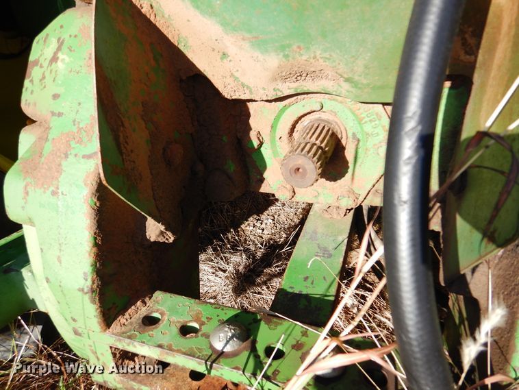 image for item DL6026 1983 John Deere 8650  4WD tractor