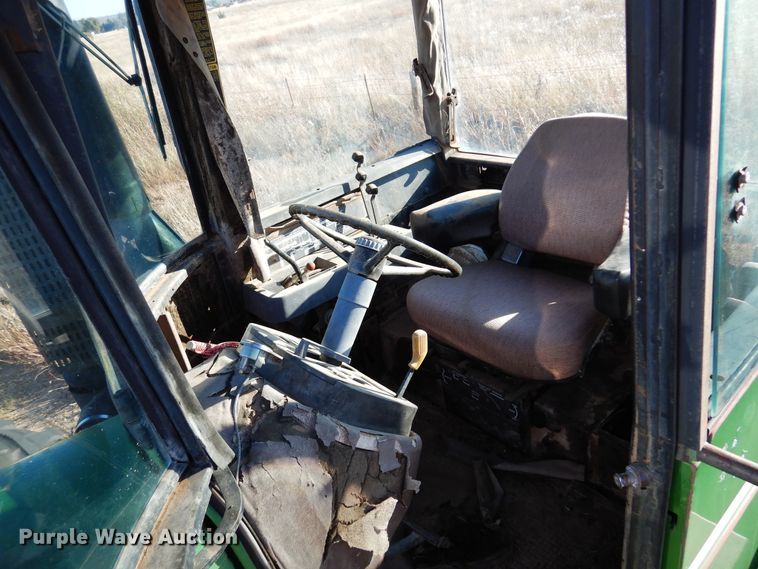 image for item DL6026 1983 John Deere 8650  4WD tractor