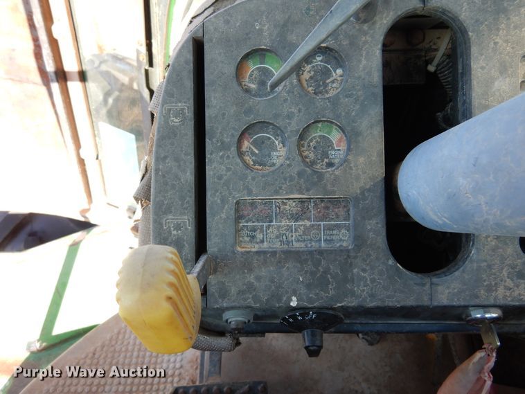 image for item DL6026 1983 John Deere 8650  4WD tractor