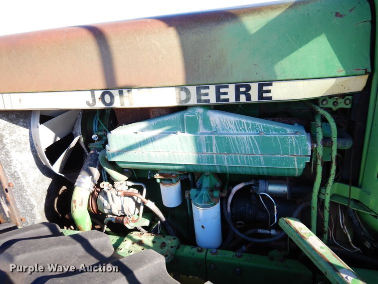image for item DL6026 1983 John Deere 8650  4WD tractor