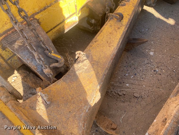 image for item DL6028 2006 Caterpillar D6R XL Series II  dozer