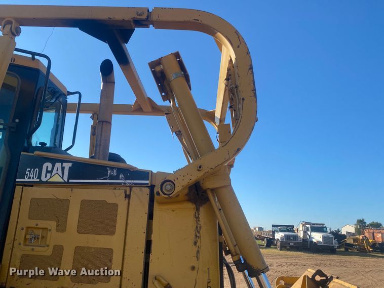 image for item DL6028 2006 Caterpillar D6R XL Series II  dozer