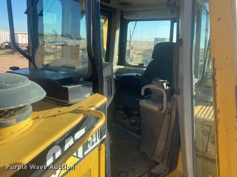 image for item DL6028 2006 Caterpillar D6R XL Series II  dozer