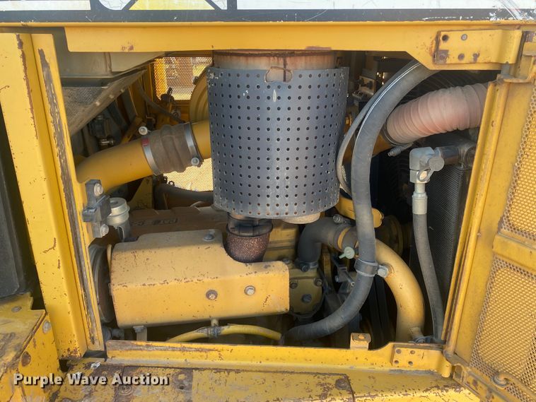 image for item DL6028 2006 Caterpillar D6R XL Series II  dozer