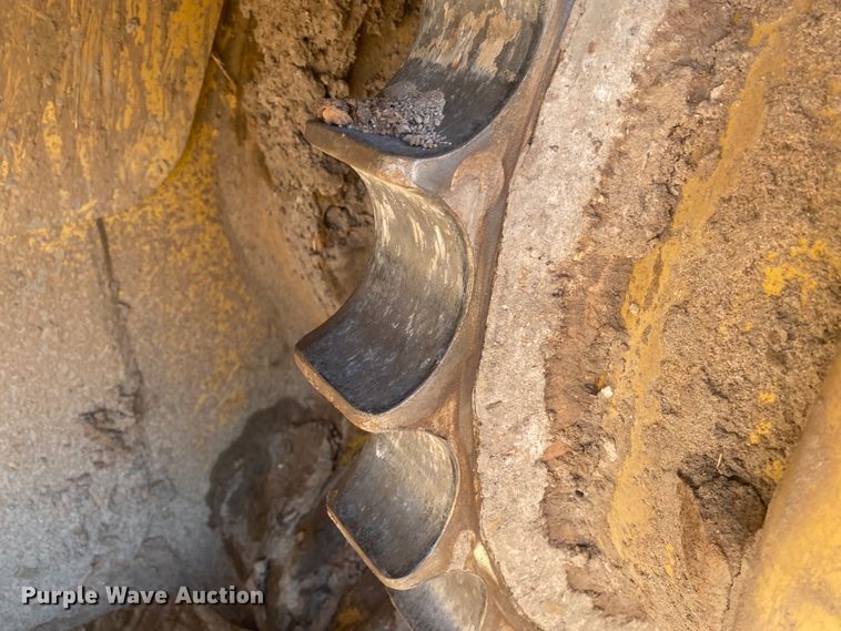 image for item DL6028 2006 Caterpillar D6R XL Series II  dozer